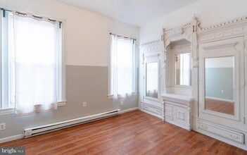 2219 N 16th St in Philadelphia, PA - Foto de edificio - Building Photo