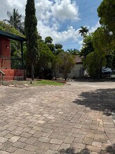609 W 39th St in Hialeah, FL - Building Photo - Building Photo