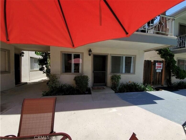 3510 Elm Ave, Unit 7 in Long Beach, CA - Building Photo