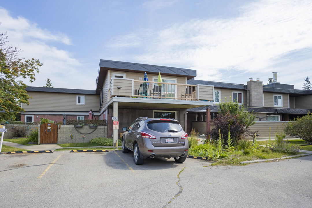 Whippletree West Housing Coop in Calgary, AB - Building Photo