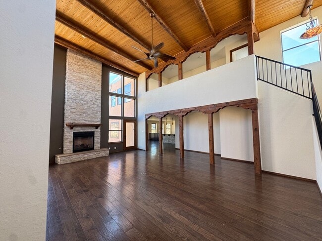 5024 Calle de Tierra NE in Albuquerque, NM - Building Photo - Building Photo