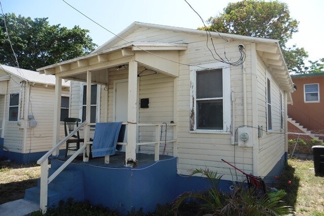 820 21st St in West Palm Beach, FL - Building Photo - Building Photo