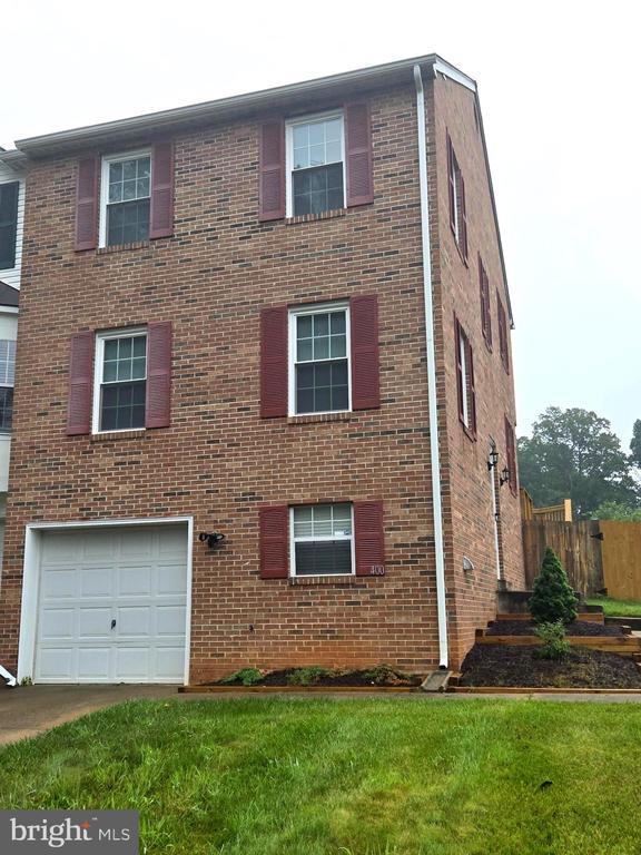 property at 400 Cabin Ct
