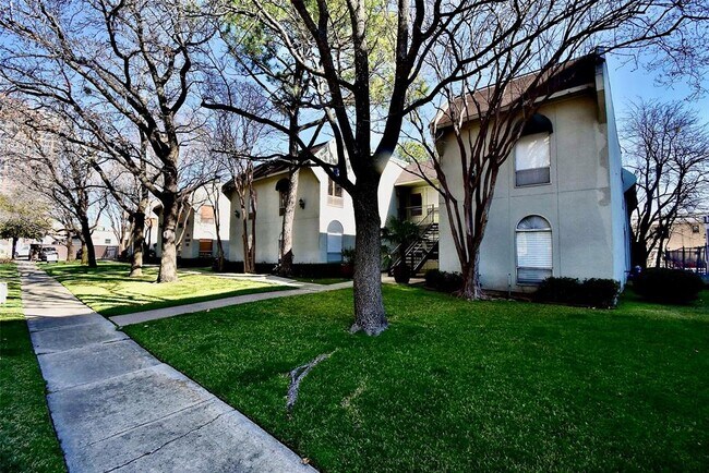 4810 McKinney Ave-Unit -103 in Dallas, TX - Building Photo - Building Photo
