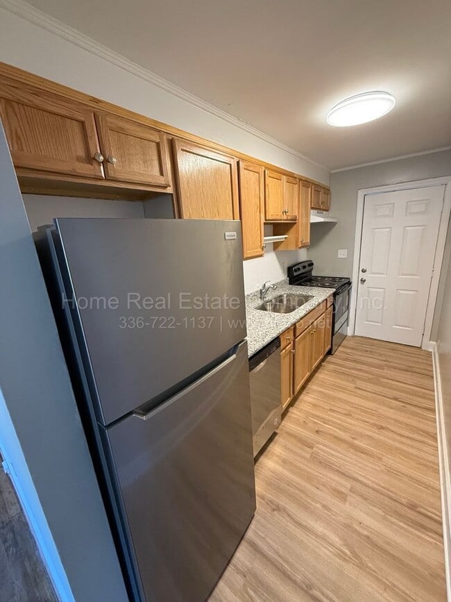 422 Gregory St SW in Winston-Salem, NC - Building Photo - Building Photo