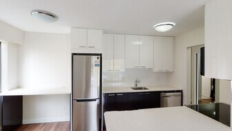 2040 York in Vancouver, BC - Building Photo