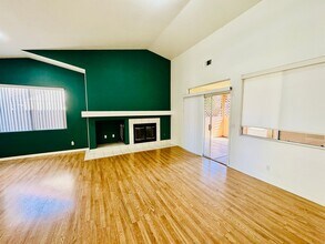 312 Rosalie Ct in Los Banos, CA - Building Photo - Building Photo