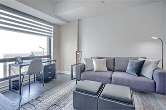 1275 Av. des Canadiens-de-Montréal, Unit SI ID1261849P in Montréal, QC - Building Photo - Building Photo