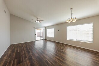 13401 N 127th Dr in El Mirage, AZ - Building Photo - Building Photo