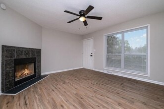 6026 Olinda St in Charlotte, NC - Building Photo - Building Photo