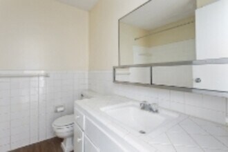 439 W 87 Pl in Kansas City, MO - Building Photo - Building Photo