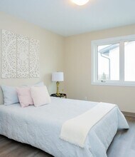 Molson Townhomes in Winnipeg, MB - Building Photo - Building Photo