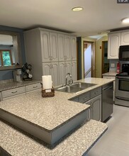 47 Pine Knoll Rd in Lenox, MA - Building Photo - Building Photo