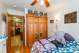 39 Charles St, Unit 4 in Boston, MA - Building Photo - Building Photo