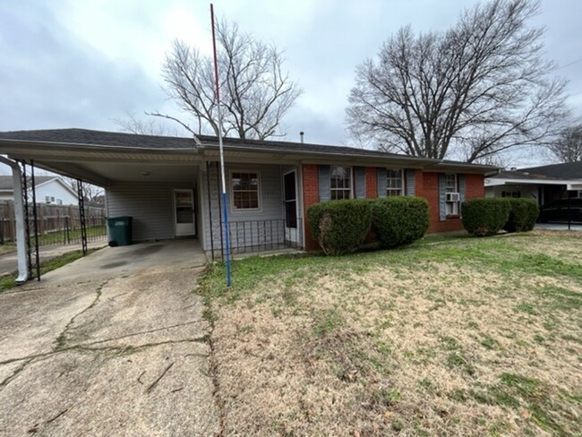 property at 1455 Staunton Dr