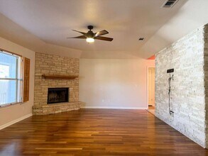 1213 Camellia Ln in New Braunfels, TX - Building Photo - Building Photo