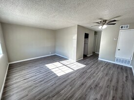 11123 Belair Dr in San Antonio, TX - Building Photo