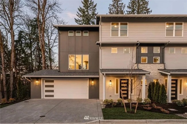 property at 11031 14th Pl SE