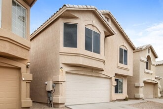 1434 E South Fork Dr in Phoenix, AZ - Building Photo - Building Photo