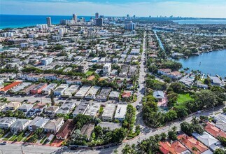8430 Crespi Blvd in Miami Beach, FL - Foto de edificio - Building Photo