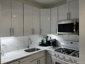 1250 North Ave in New Rochelle, NY - Building Photo - Building Photo