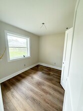 991 6th Street, Unit A in Somerville, TX - Building Photo - Building Photo