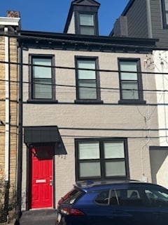 property at 912 Peralta St