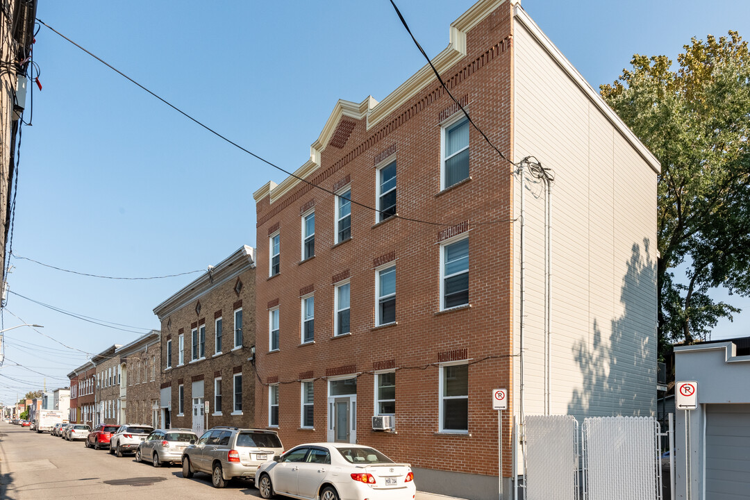 637 Napoléon Rue in Québec, QC - Building Photo