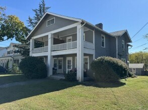 1020 Sharpe Ave in Nashville, TN - Building Photo - Building Photo
