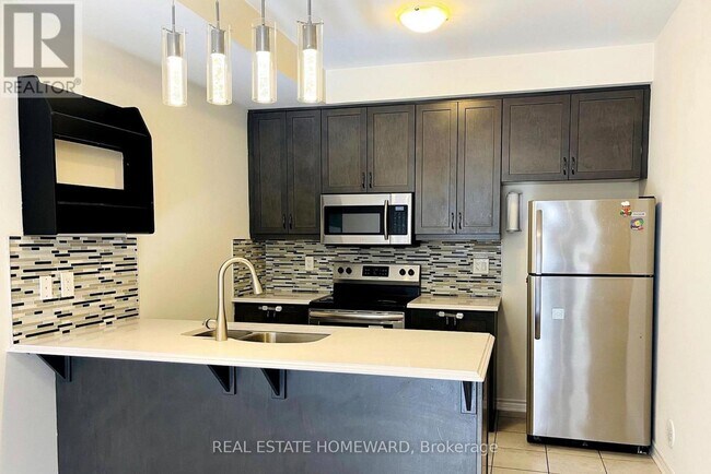 45-45 Heron Park Pl in Toronto, ON - Building Photo - Building Photo