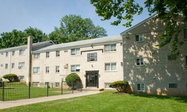 Green Forest Apartments in Chester, PA - Building Photo - Building Photo