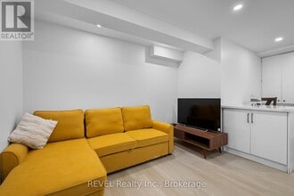 14 Michaela Crescent in Pelham, ON - Building Photo - Building Photo