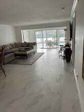 1720 NW 20th Ave in Delray Beach, FL - Building Photo - Building Photo