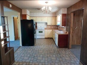 1208 E 56th St in Odessa, TX - Building Photo - Building Photo