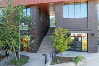RADVIEW in Asheville, NC - Foto de edificio - Building Photo