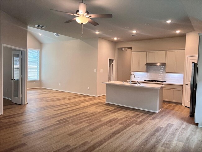 property at 8420 Int'l Fls Dr