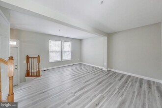 13504 Hayworth Dr in Rockville, MD - Building Photo - Building Photo