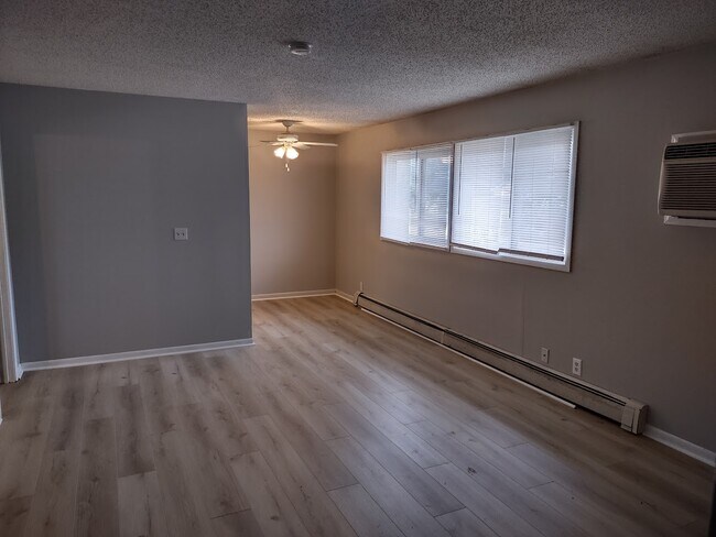 325 Clymer Rd photo'