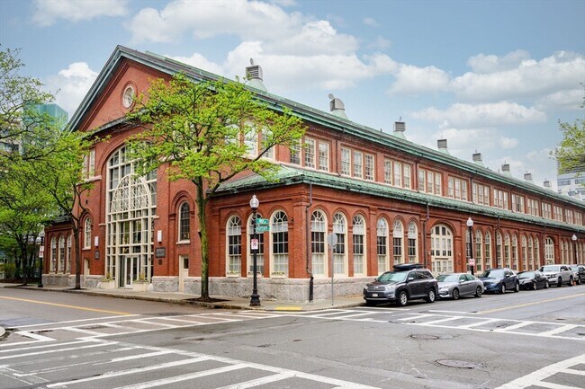 106 13th St in Boston, MA - Building Photo - Building Photo