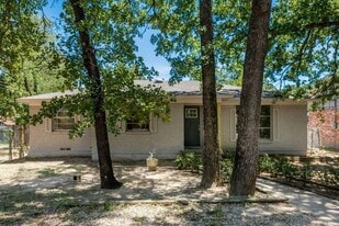 10434 Springhaven Dr, Unit 6B in Dallas, TX - Building Photo
