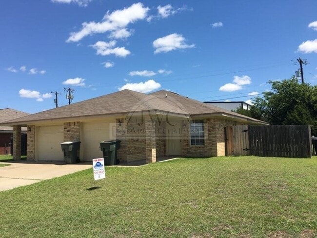 property at 5305 Morning Glen Ln