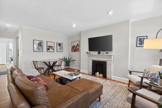 60 Rutland St in Boston, MA - Building Photo - Building Photo