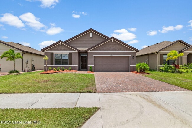 property at 2053 Farmhouse Rd SE