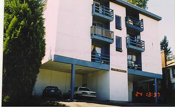 Wembley Park in Seattle, WA - Building Photo - Building Photo