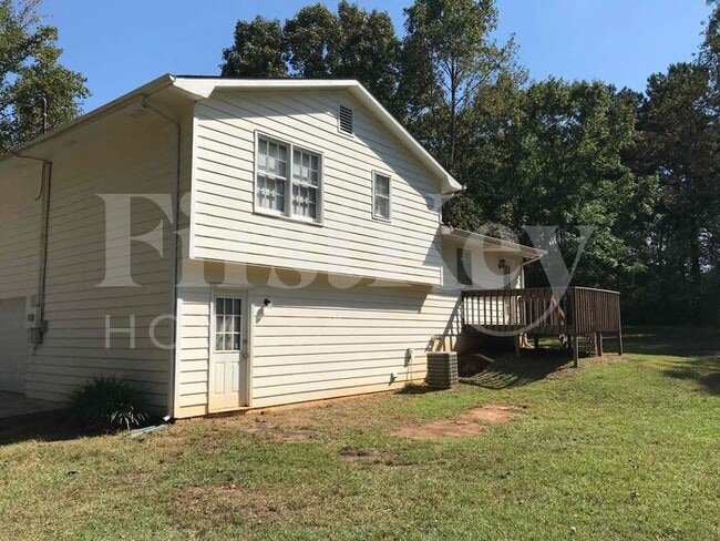 140 Beverly Park Ct in Newnan, GA - Building Photo - Building Photo