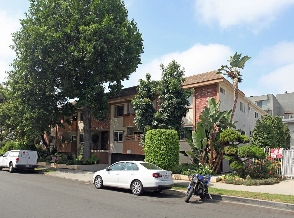 1845 Corinth Ave in Los Angeles, CA - Foto de edificio