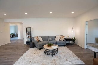 2319 Lonnie Ln in Sun Prairie, WI - Building Photo - Building Photo