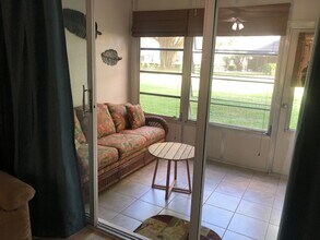 9325 Lagoon Pl, Unit #102 in Davie, FL - Building Photo - Building Photo