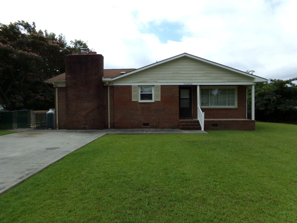 116 Melody Ln in Havelock, NC - Building Photo