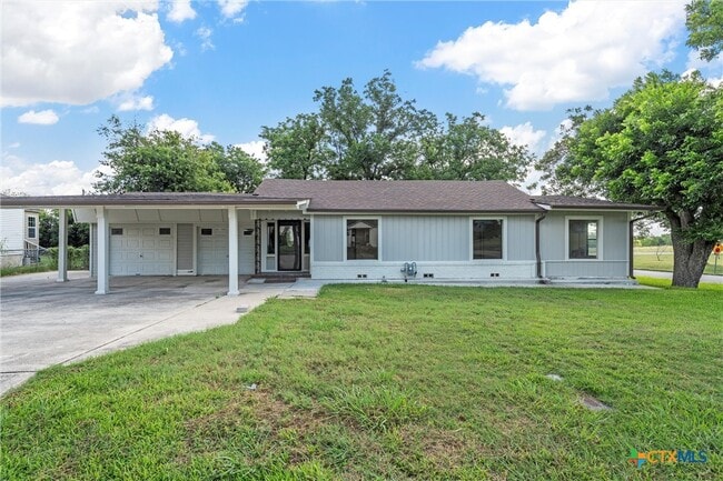 property at 1524 E Avenue B